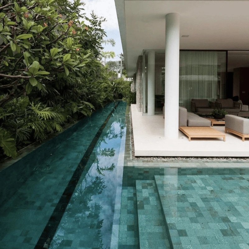 Hijau Bali em área externa